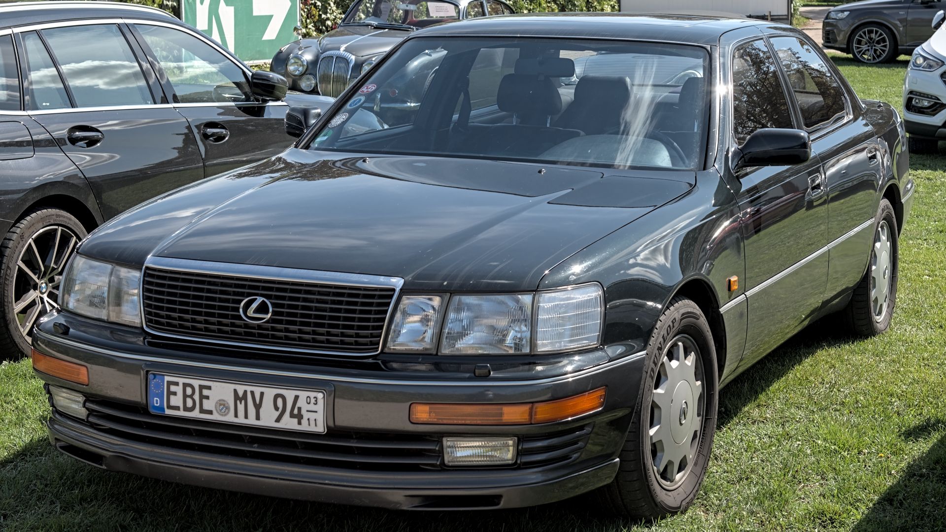 File:Lexus LS 400 (UCF20) Classic-Gala 2025 DSC 1091.jpg