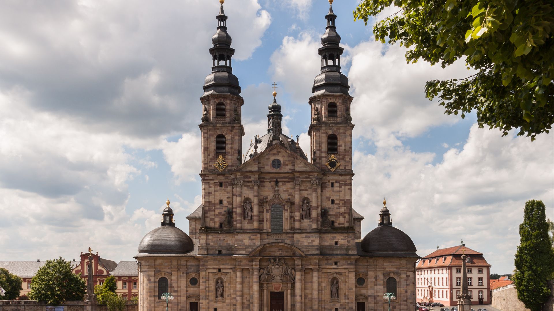File:140519 Dom Fulda Frontansicht.jpg
