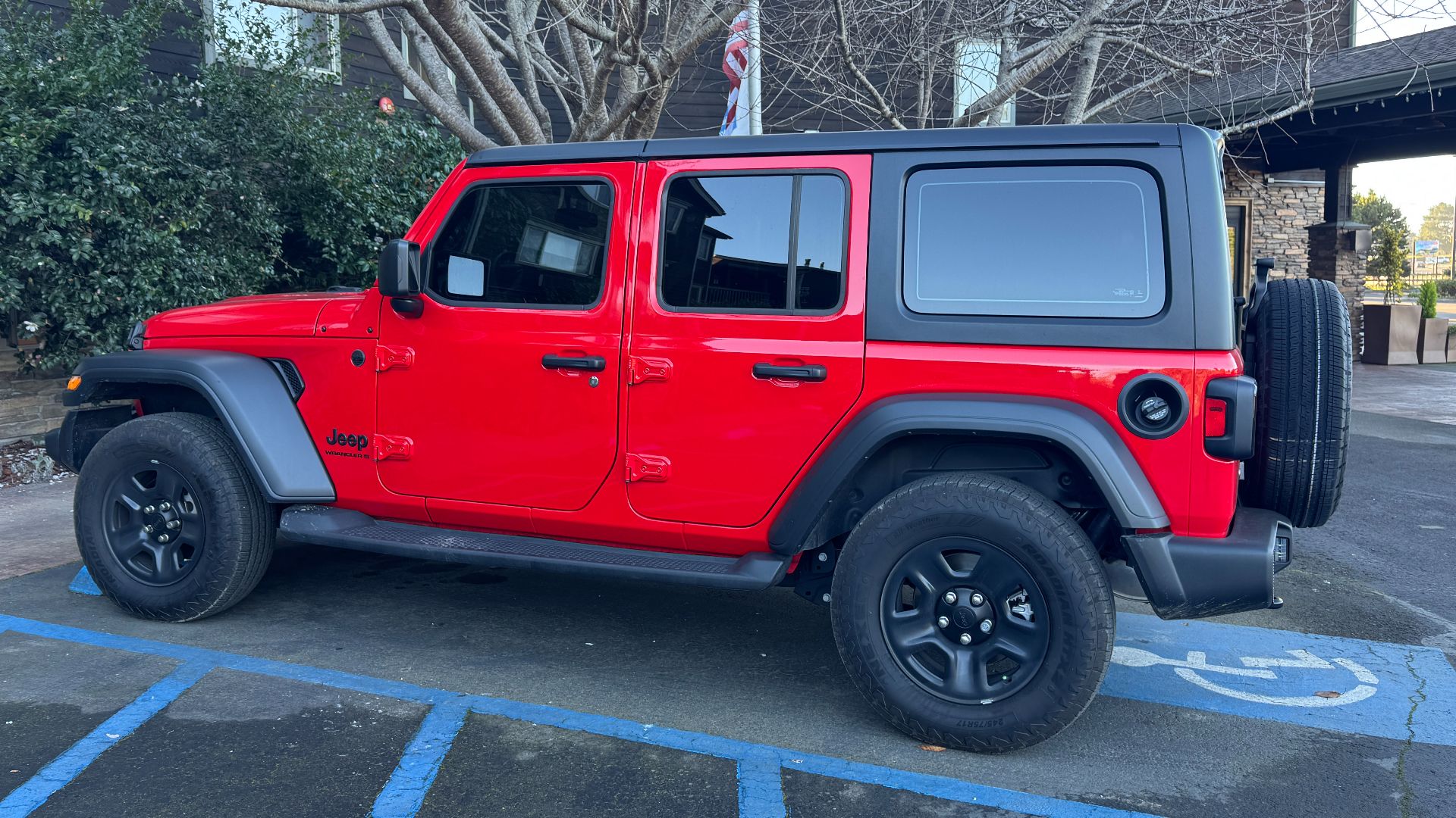 File:Jeep Wrangler - January 2025 - Sarah Stierch.jpg