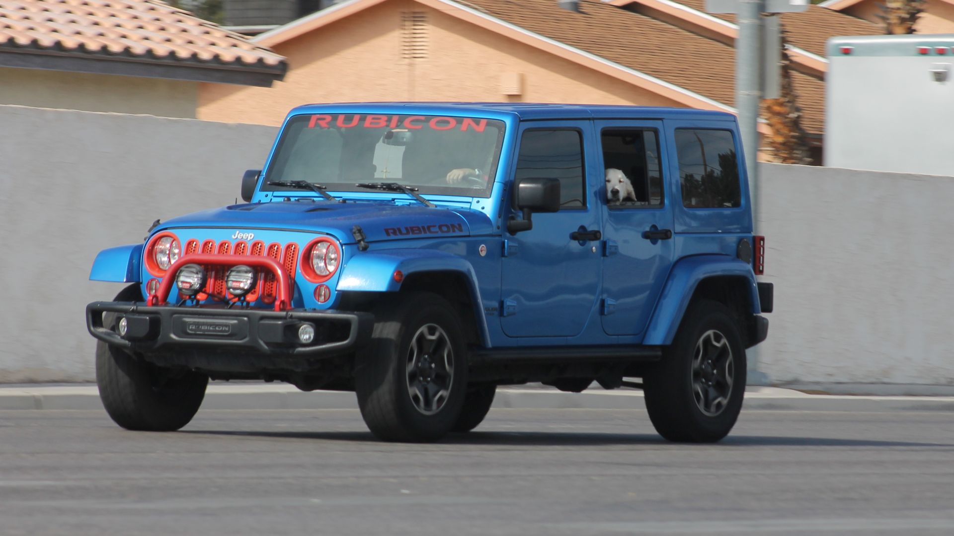 File:Blue and Red Jeep Wrangler Rubicon JK on Jones Boulevard (2).jpg