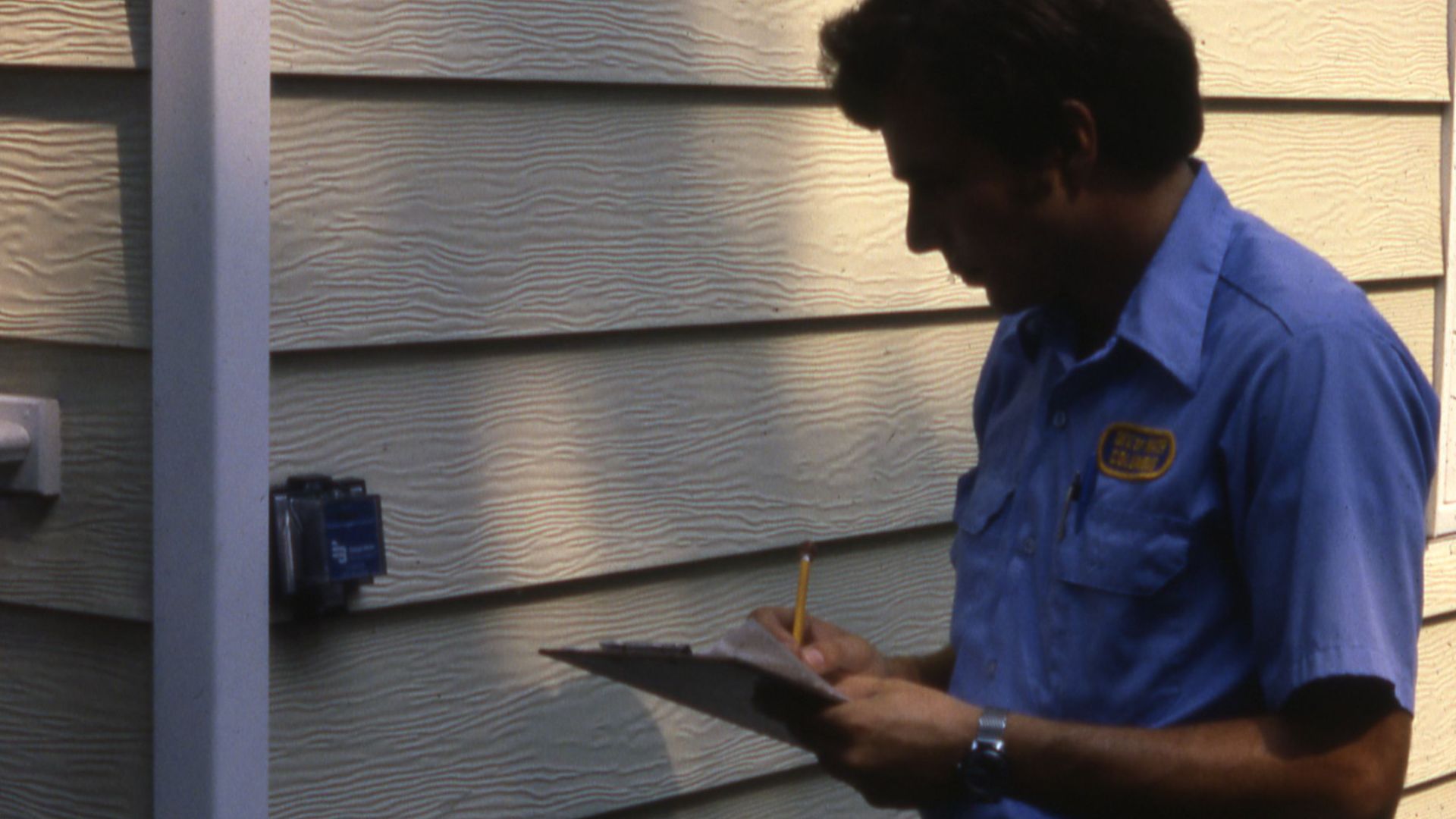 File:Division of Water meter reader - DPLA - e20ffa18cebfeaa91b42acd7a3689d2c.jpg