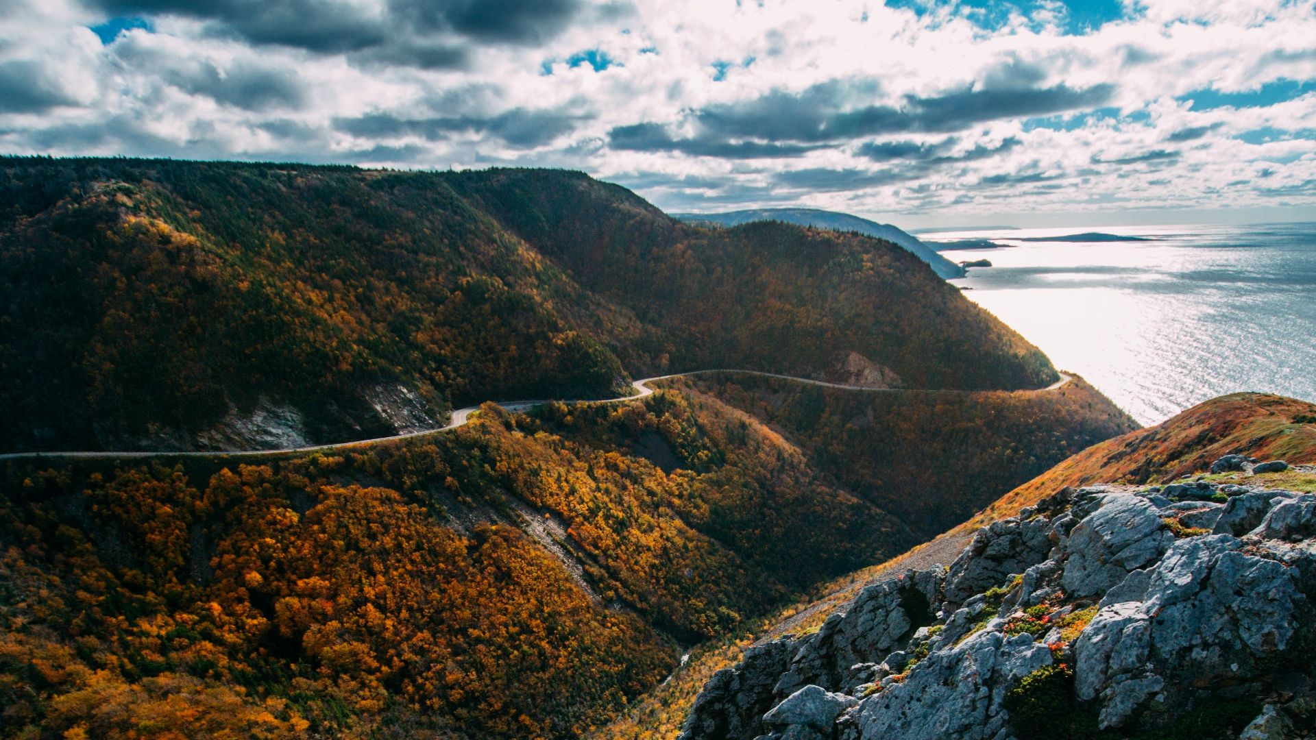 aerial view photography of mountain at daytime