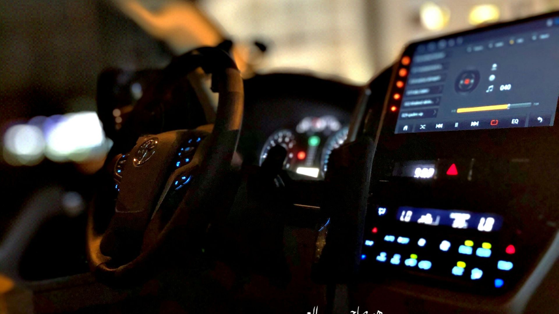 black and gray car stereo