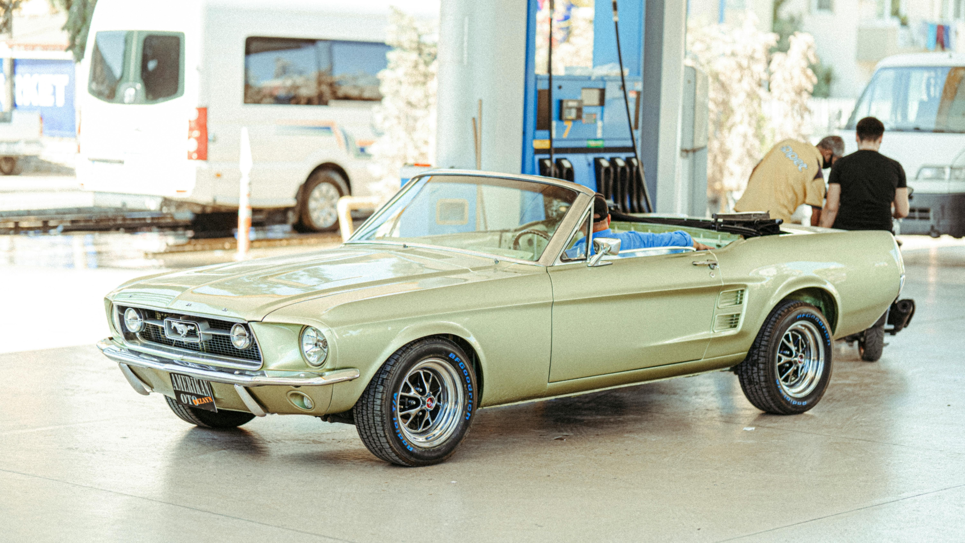 mustang-classic-muscle-thumb-rss.png