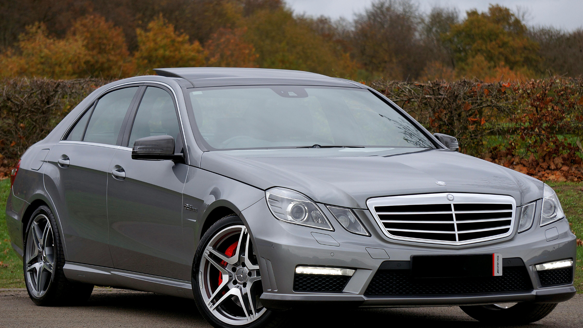 black-car-mercedes-thumb-rss.png