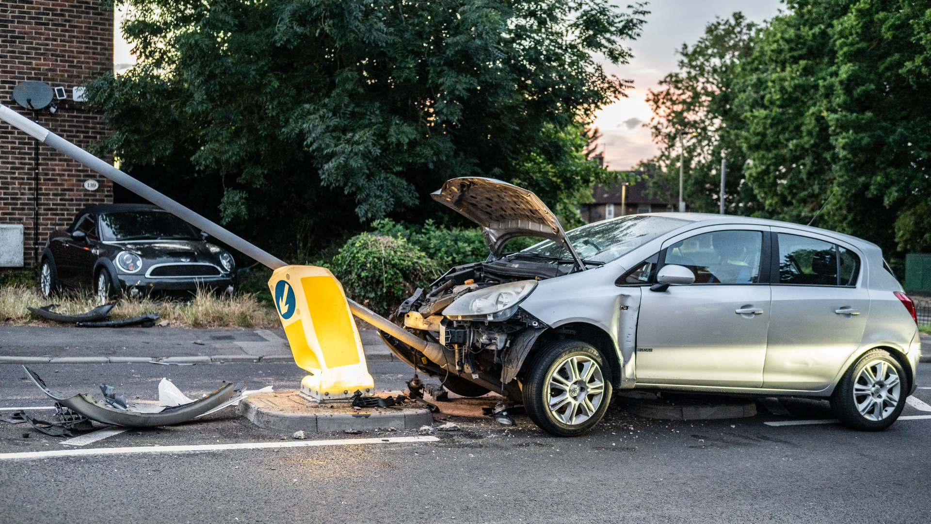 car-crash-wrecked-thumb-rss.png