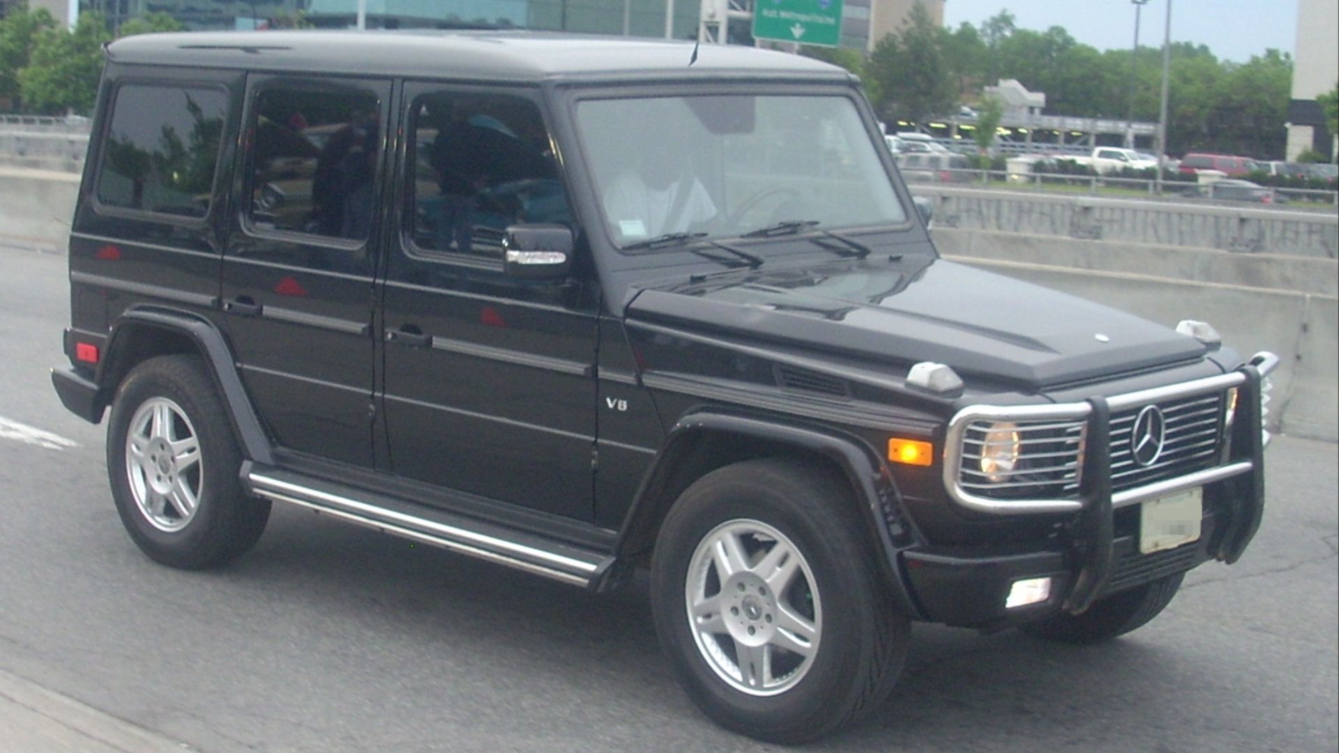 1787166395f4ffc7790ee8f175c2f7d3f88710a93165baeb51.jpg
