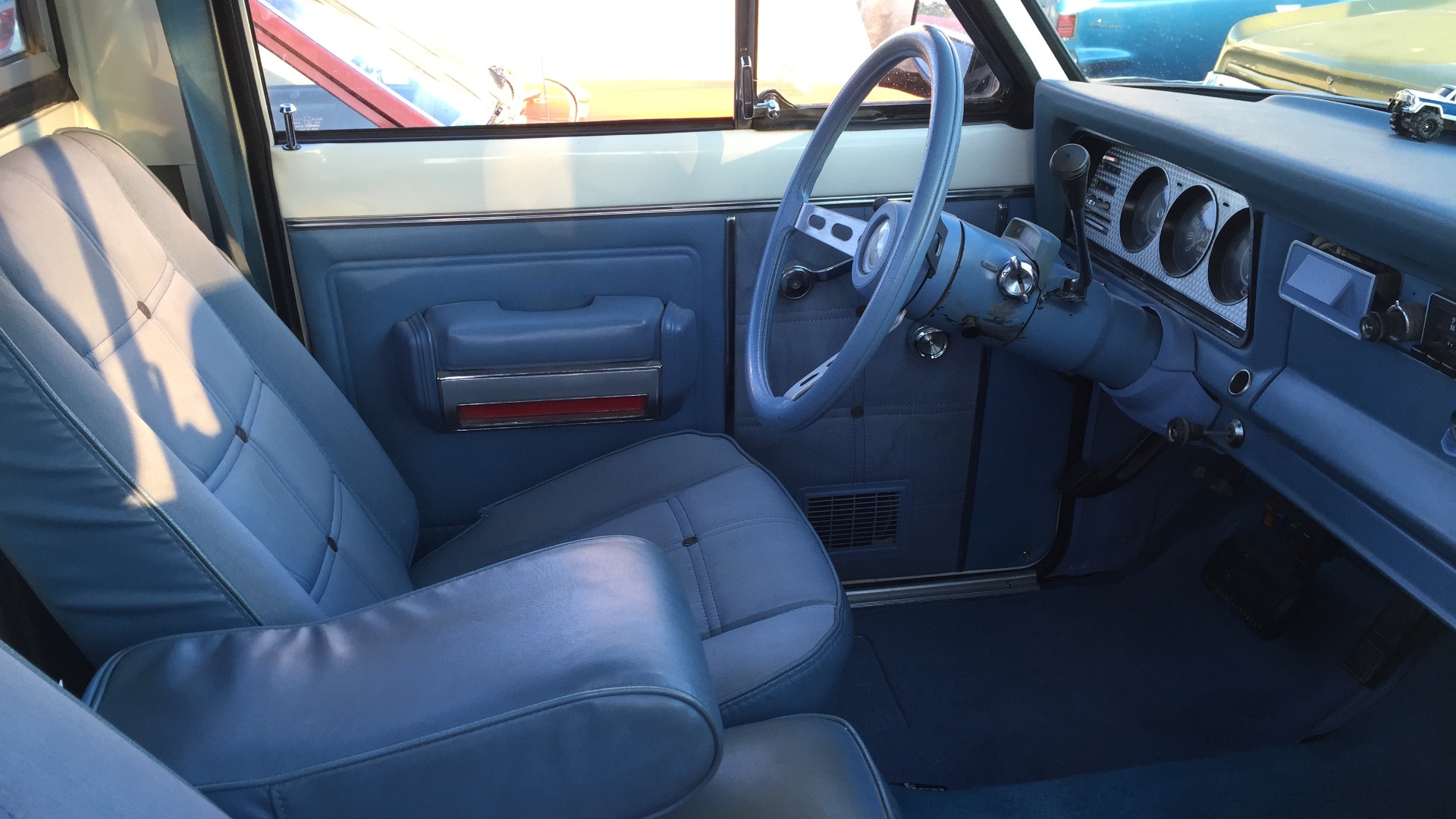 17906149329fca612e65fc98e475dad094b149e5b2cb76235e.jpg