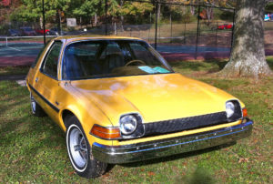 1975_AMC_Pacer_base_model_at_2012_Rockville_e-300x202.jpg